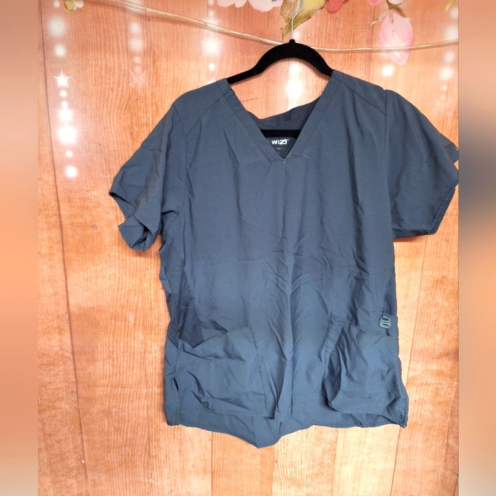 W123 SIZE LARGE GRAY V-NECK SCRUB TOP